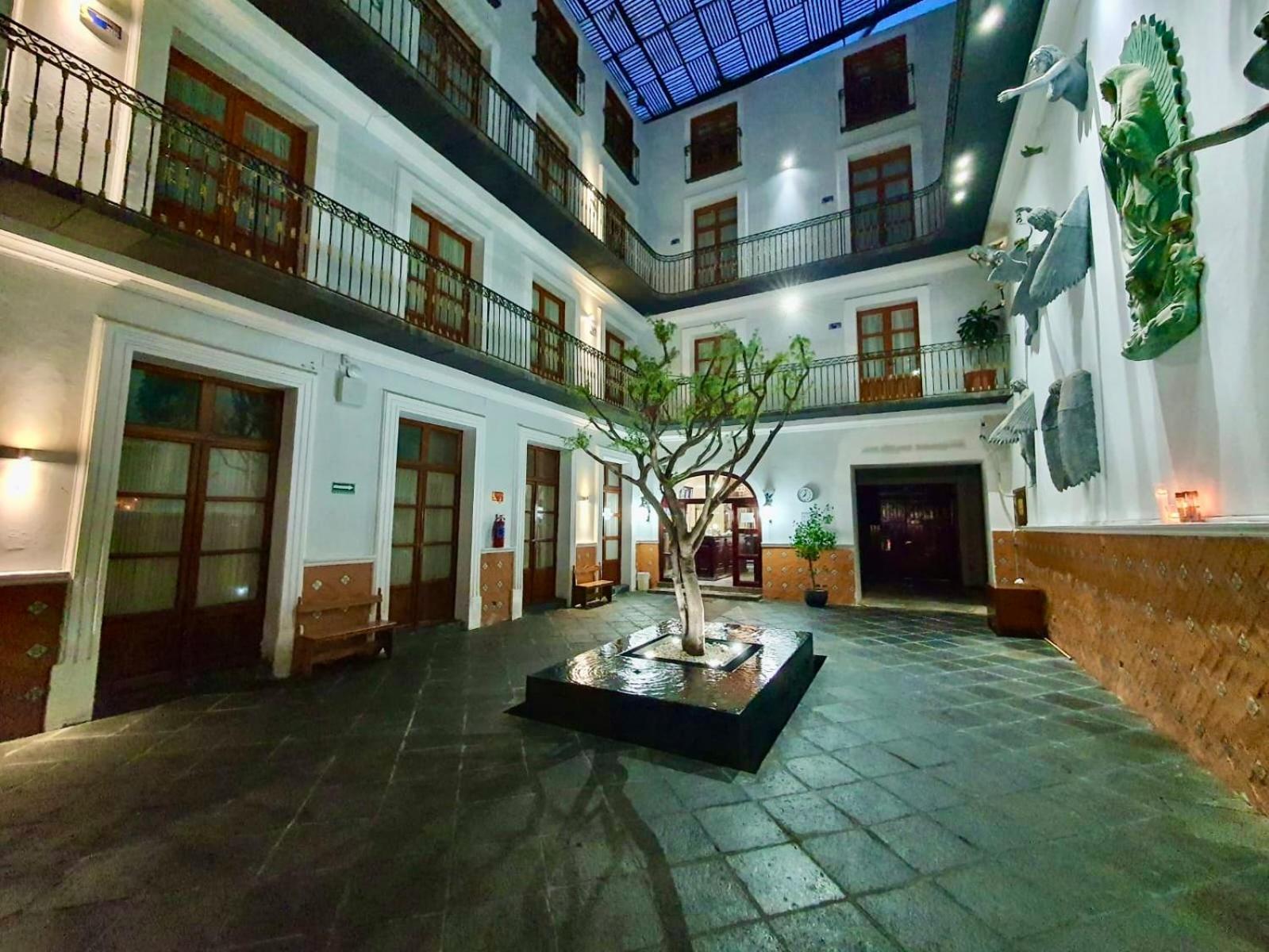 Hotel Puebla Plaza Exterior photo