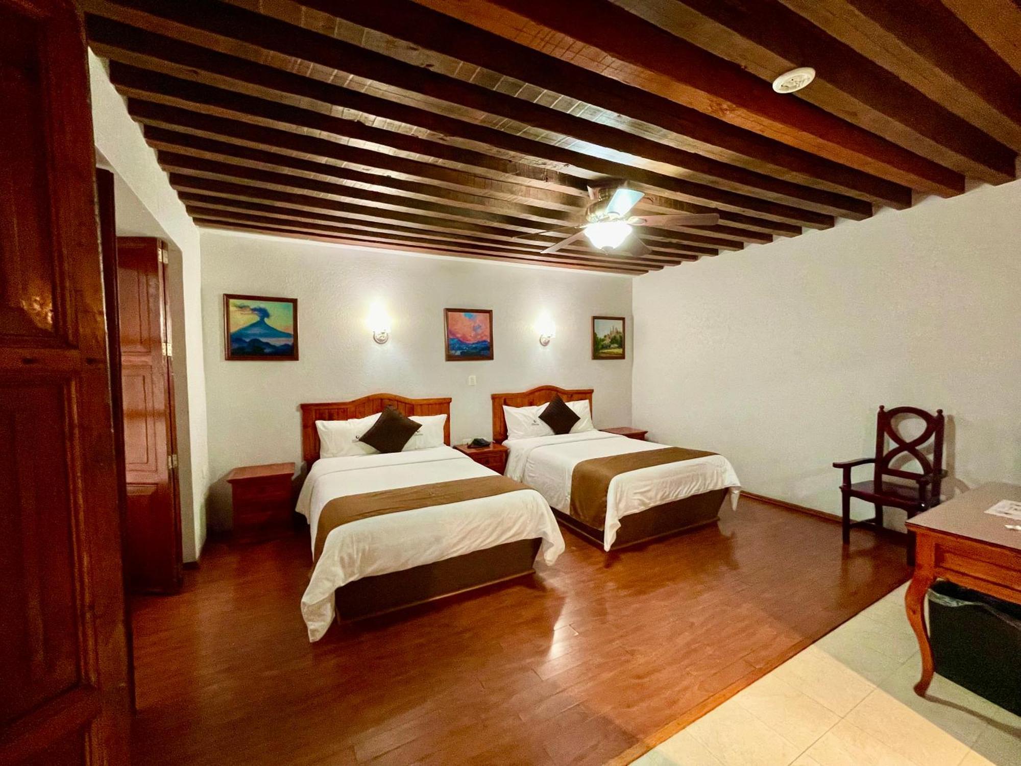 Hotel Puebla Plaza Exterior photo
