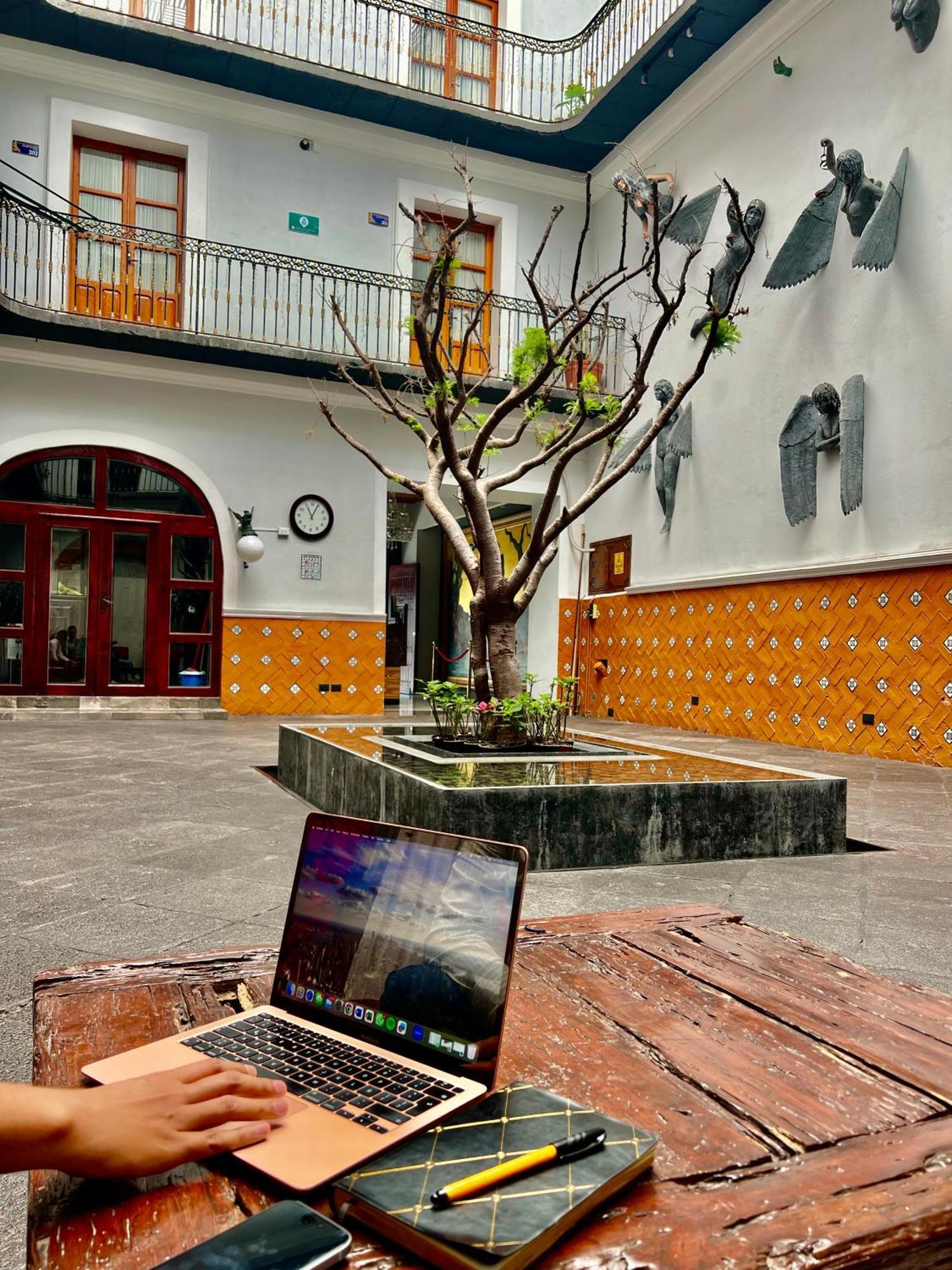 Hotel Puebla Plaza Exterior photo